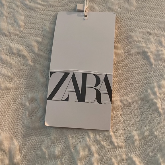 Perfect LWD (Little White Dress) - Picture 5 of 5